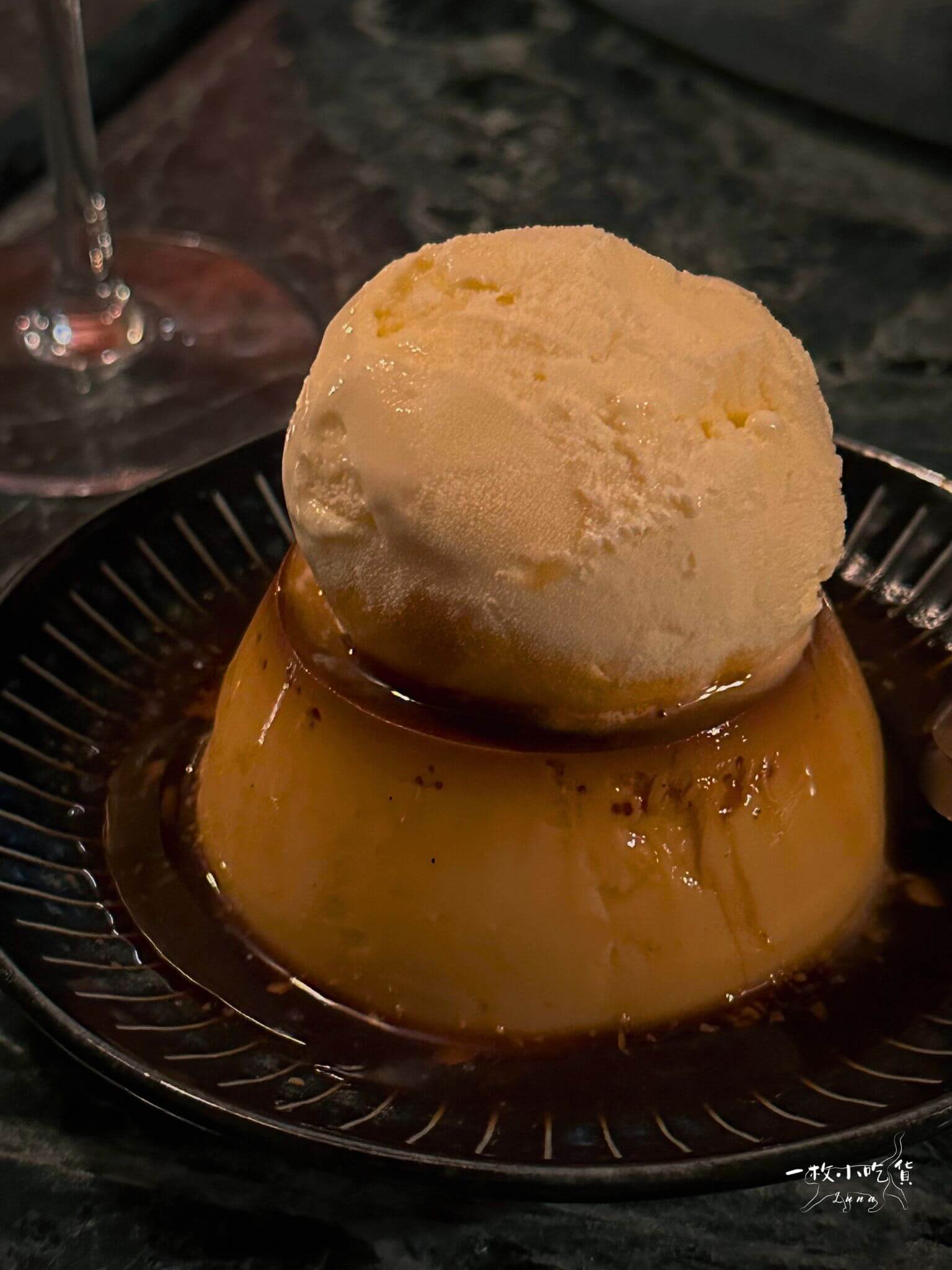 keymem cafe and bar caramel custard