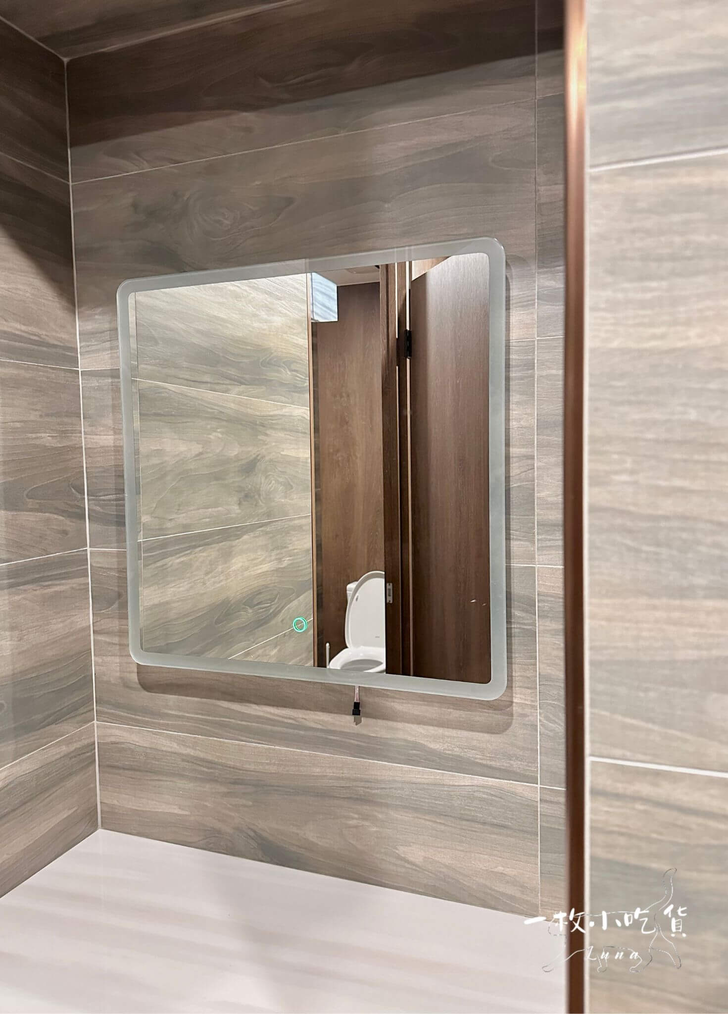 momori cafe storefront interior10