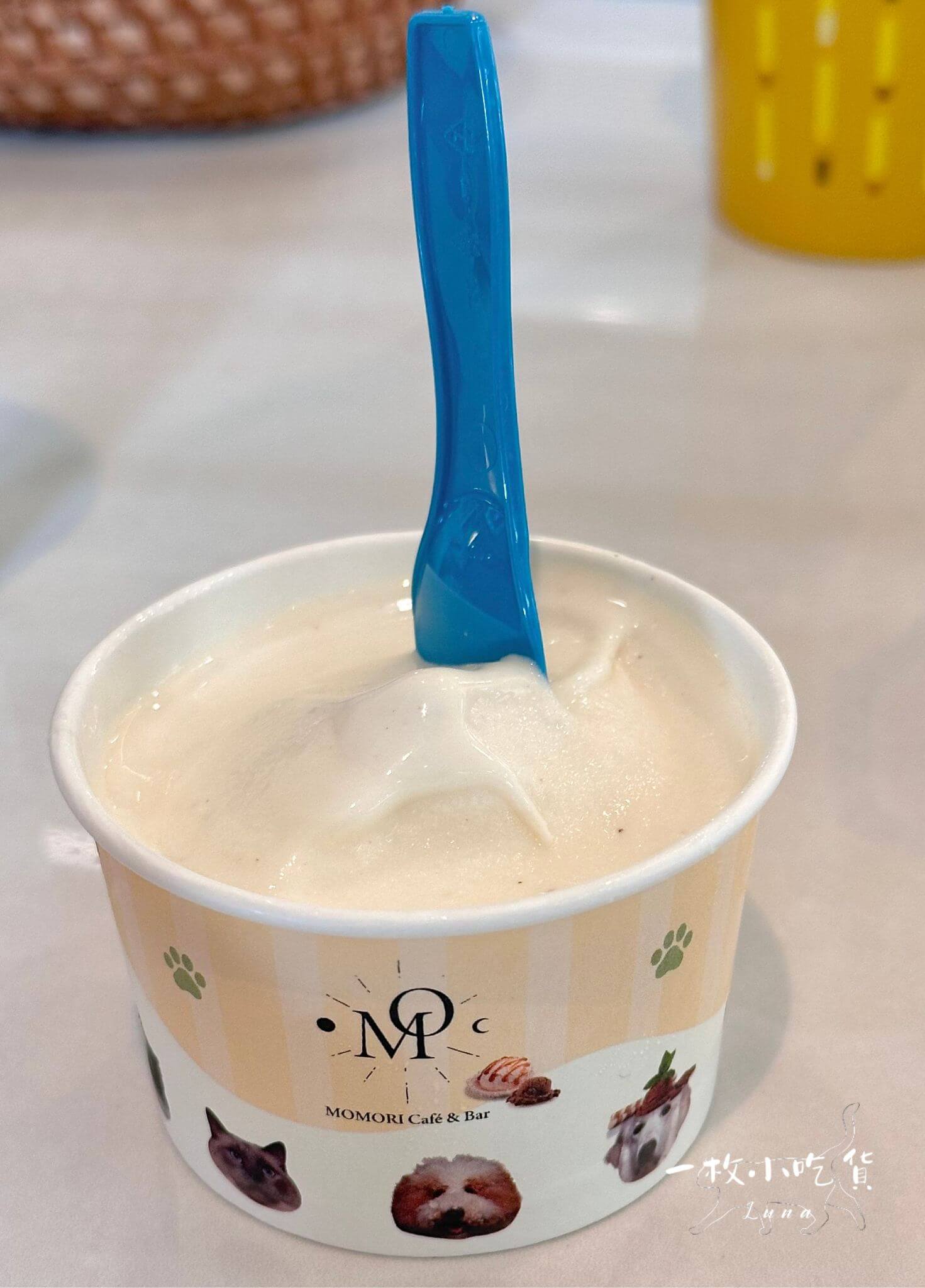 momori cafe storefront38