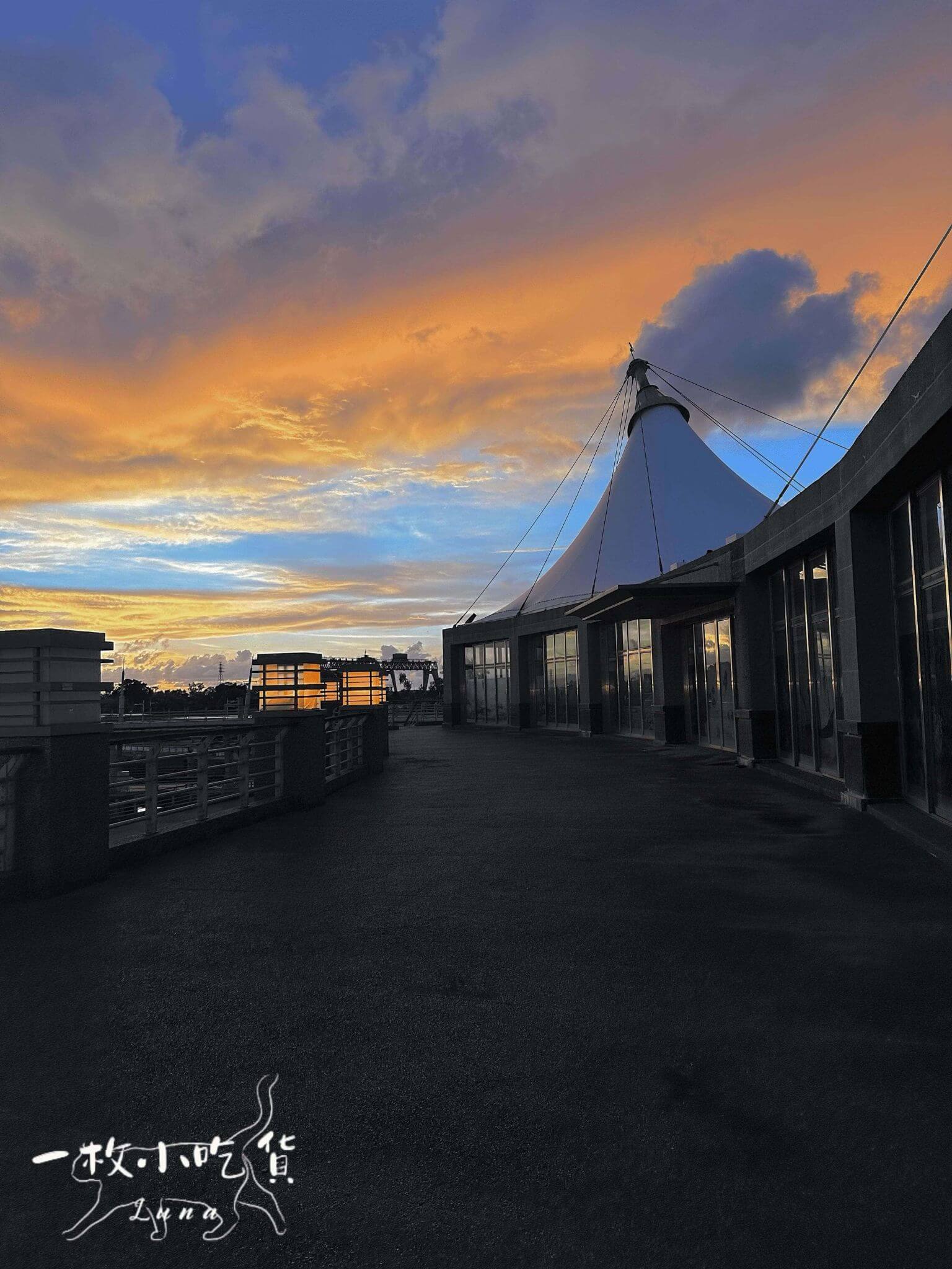 興達港情人步道